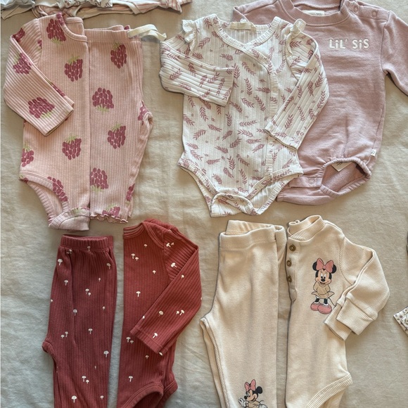 6-9 and 9 month baby girl winter/spring bundle - Picture 3 of 9